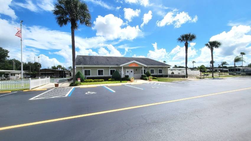 210 Sweet Circle a Winter Haven, FL Mobile or Manufactured Home for Sale